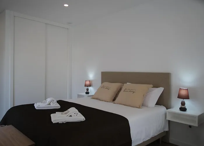 Refugio De Ferrel (Leiria)